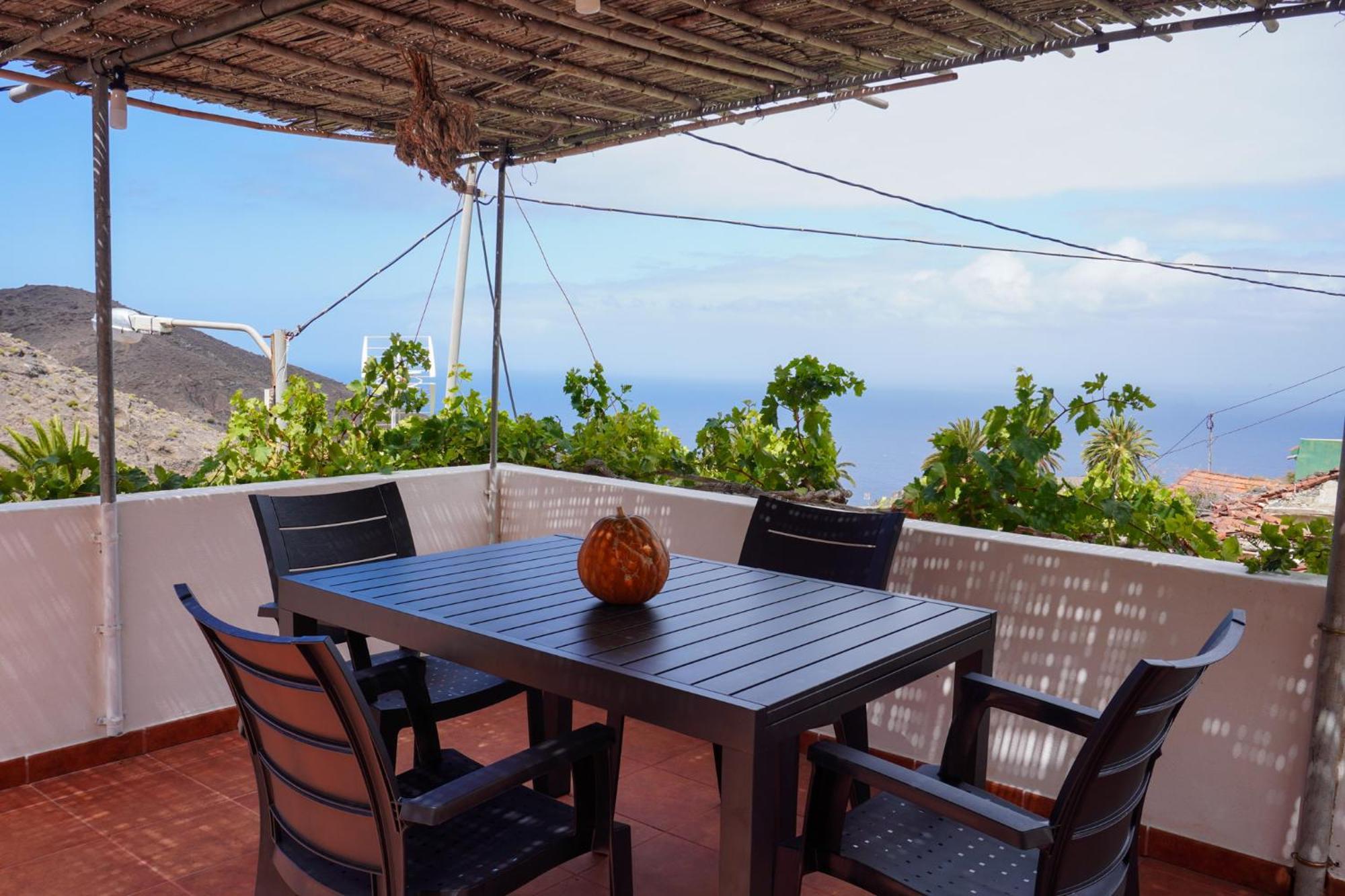Holiday House Casa Argelio Alojera Ngoại thất bức ảnh